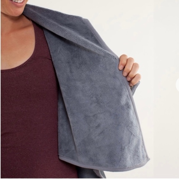 𝅺lululemon Presence Of Mind Jacket Fossil - Picture 5 of 11